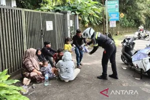 Motor Senyum Satlantas Polres Bogor Redam Stres Wisatawan Puncak