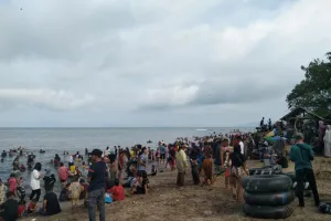 Pengunjung Anyer-Cinangka Tembus 68.500 Orang