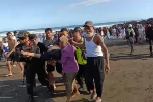 Seorang Wisatawan asal Bogor Tewas Tenggelam di Pantai Tasikmalaya