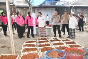 Kapolda Kalsel Cek Kesiapan Pengamanan Haul Datu Kalampayan, Randurlap Disiagakan