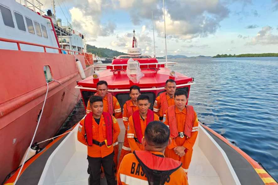 KM Anaya Terbakar di Perairan Maluku Lima ABK Alami Luka Bakar
