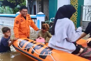 Pemkab Batang Evakuasi Warga Terdampak Banjir  di Enam Desa