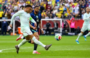 Prancis Tak Terbendung, Mbappe Bantu Les Bleus Tekuk Brasil 2-1