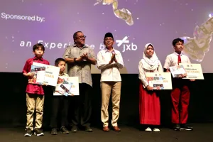 Wagub Rano Karno dan Ratusan Anak Panti Jakarta Rayakan Harapan di Bioskop