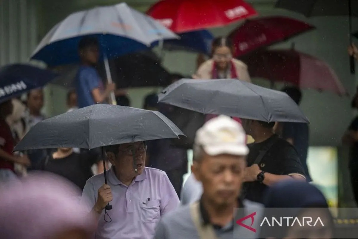 Cuaca Jakarta Hari Ini, Sabtu (4/4), BMKG Prakirakan Hujan Ringan Turun dari Sore hingga Malam 