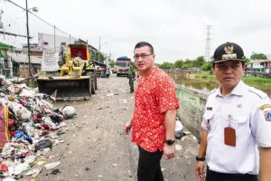 Sampah di Tambora Menggunung, Anggota DPR Minta DLH DKI Benahi Pengelolaan