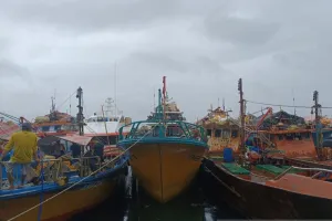 BMKG Ingatkan Masyarakat soal Gelombang Tinggi 2,5 Meter Perairan Sulut