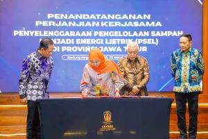 Gubernur Jawa Timur Tanda Tangani PKS PSEL Bersama Tujuh Kepala Daerah