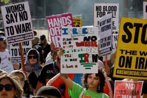 Iran Pertimbangkan Keluar dari Perjanjian Non-Proliferasi Nuklir