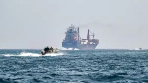 Teheran Beri Lampu Hijau 20 Kapal Berbendera Pakistan Lewati Selat Hormuz