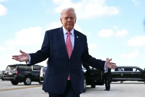 Trump Peringatkan Kuba Jadi Target Amerika Serikat