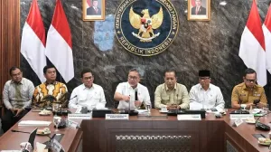 Menko Pangan Segera Percepat 30 Proyek Sampah Jadi Listrik