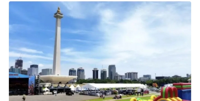 Monas Didatangi Ribuan Wisatawan Lokal dan Luar Negeri saat Libur Paskah