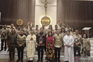 Pertama AHY Ikuti Misa Malam Paskah di Gereja Kalvari Lubang Buaya Bekasi Terkesan Mendalam