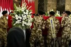 Tiga Jenazah TNI Diterbangkan Menuju Rumah Masing-masing