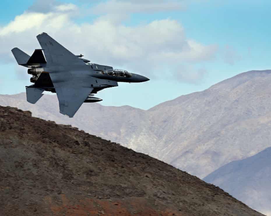 Bersembunyi, Misi Komando AS Akhirnya Berhasil Selamatkan Ko Pilot F-15E yang Jatuh di Iran