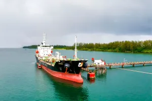 Dukung Distribusi Energi Nasional: Armada Logistik Laut Pertamina Patra Niaga Jangkau Wilayah Kepulauan dan 3T