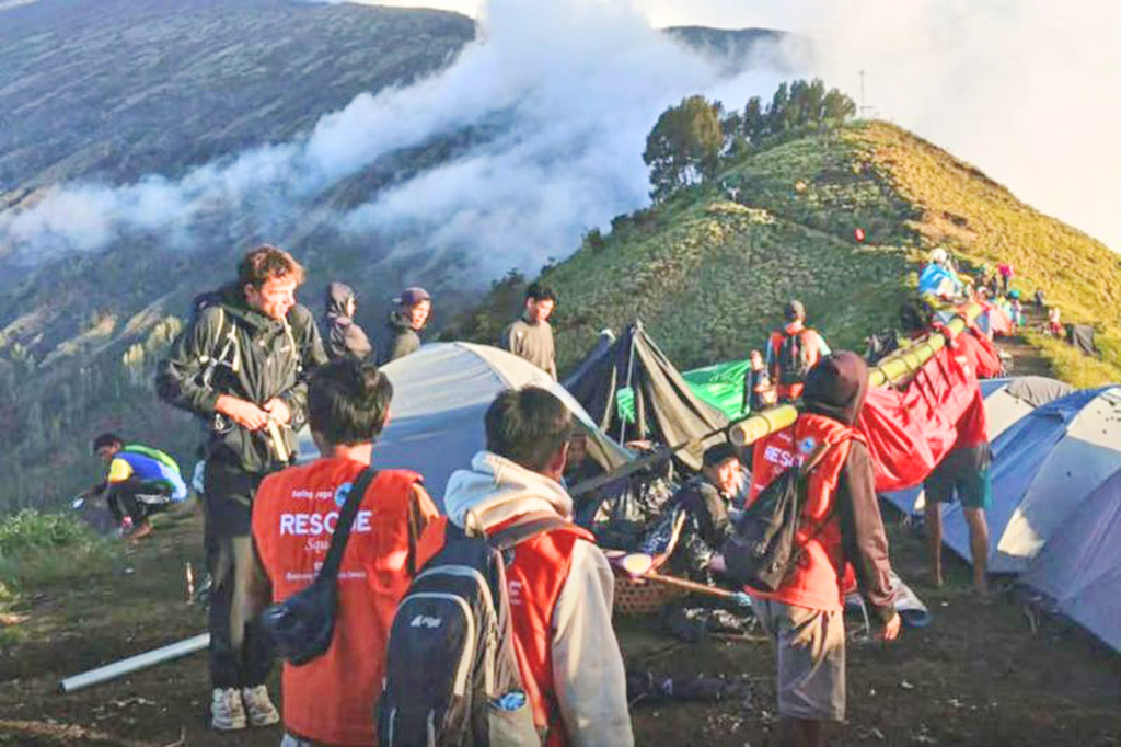 Pendaki Wanita Asal Belgia Jatuh di Gunung Rinjani, Berhasil Dievakuasi