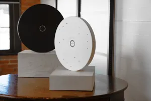 Pleneo dan Sennheiser Luncurkan Intelligent Room Kits untuk Kolaborasi Ruang Rapat Skala Besar