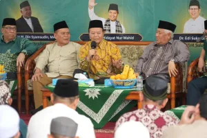 Tradisi Halal bi Halal dan Sejarahnya di Indonesia, HNW: Ini Miliki Akar Sejarah serta Laku Sosial yang Bermanfaat bagi Kemajuan Umat dan Bangsa