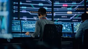 Kecepatan Inovasi vs Keamanan: Mengapa API Menjadi Target Utama Manipulasi Logika Bisnis di 2026?