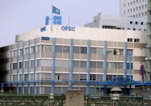 OPEC+8 Sepakat Naikkan Produksi 206 Ribu Barel per Hari pada Mei 2026