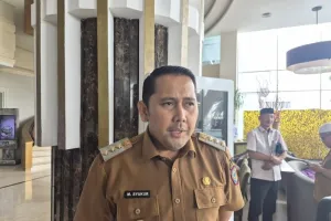 Buang Sampah Sembarangan di Kabupaten Merangin Bisa Didenda Rp10 Juta, Bupati Siapkan Satgas dan Sayembara Warga