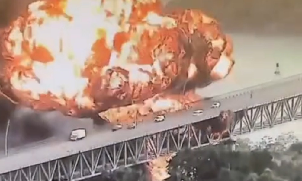 Ledakan Besar Terjadi di Jembatan Dekat Terusan Panama, Satu Orang Tewas, Dua Terluka