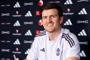 Maguire Perpanjang Kontrak Setahun, Bertahan Lebih Lama di Manchester United
