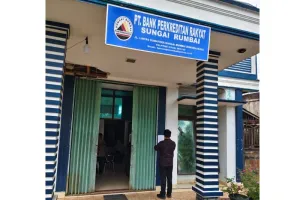 Alarm Industri Berbunyi, OJK Cabut Izin BPR Sungai Rumbai Setelah Upaya Gagal Total