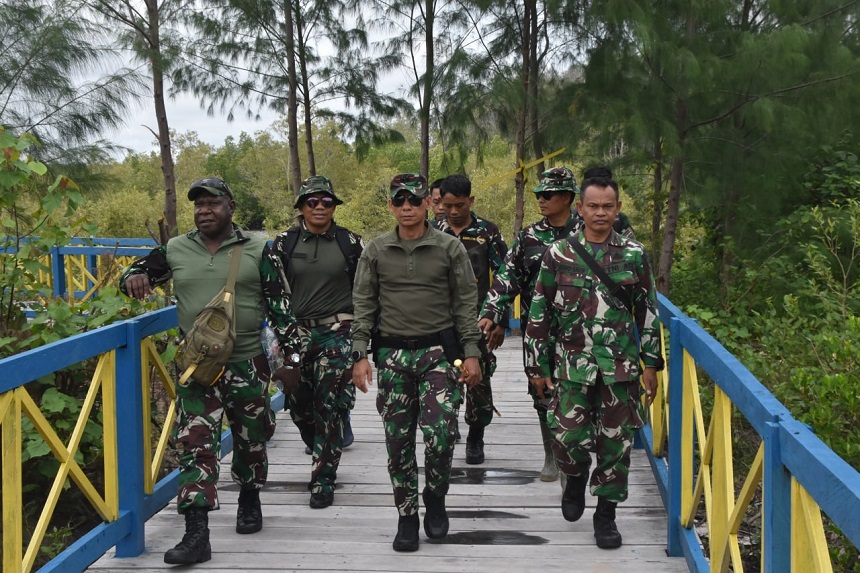 Dandim 1710/Mimika Tinjau Lokasi Sasaran TMMD Ke-128 TA 2026 di Mimika Tengah