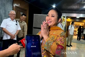 DPR Bahas Status Bulog, Titiek Soeharto Sebut Masih Berproses