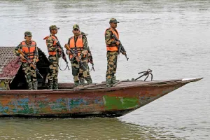 India Wacanakan Kerahkan Reptil untuk Jaga Perbatasan dengan Bangladesh