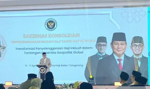Biaya Penerbangan Haji Terancam Melonjak, Menhaj Irfan Yusuf: Jangan Bebankan ke Jamaah
