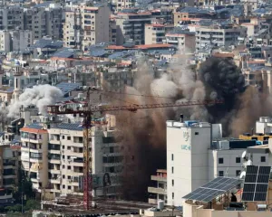 Gencatan Senjata Terancam setelah Israel Membombardir Lebanon dan Iran Memblokir Kapal Tanker 