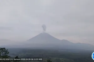 Gunung Semeru Kembali Erupsi, Hari Ini Sudah Empat Kali Letusan