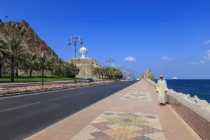 Oman Protes Pungutan Biaya Transit di Selat Hormuz