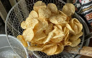 Pengrajin Tempe Minta Pemerintah Perkuat Kedelai Lokal