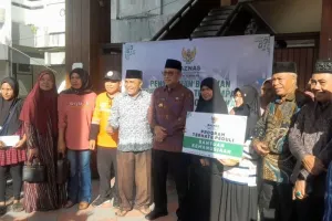 Baznas Ternate Salurkan Bantuan Tunai untuk 19 KK Terdampak Gempa