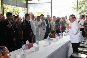 Hadiri Paskah di Jakbar, Pramono Anung: Kemajuan Jakarta Bukan Cuma Soal Bangunan Fisik