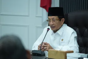 Hari Pertama WFH, Menag Ingatkan Cara Kerja Baru Harus Tetap Hadirkan Layanan untuk Umat