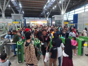 PT KAI Perluas Elektrifikasi Jalur hingga Cikampek