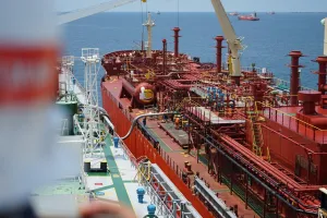 Armada Kapal Pertamina Topang Distribusi Energi
