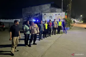 Cegah Aksi Kejahatan, Polisi Bekasi Patroli di Jalan Kalimalang 