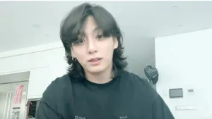 Jungkook BTS Minta Maaf Usai Lakukan Siaran Kontroversial di Weverse 