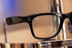 Apple Uji Empat Desain Kacamata Pintar Sebelum Dirilis Tahun Depan