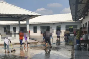Pelaku Vandalisme Viaduk Gubeng Surabaya Diberi Sanksi Layani ODGJ di Liponsos Keputih 