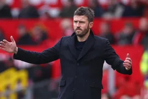 Tiga Pemain di Ujung Kontrak, Manchester United Hadapi Dilema Besar