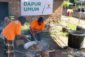 Baznas Salurkan Bantuan Makanan untuk Penyintas Gempa di Flores Timur