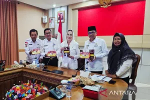 Kementerian Sosial Beri 2.000 Paket Makanan Darurat untuk Natuna